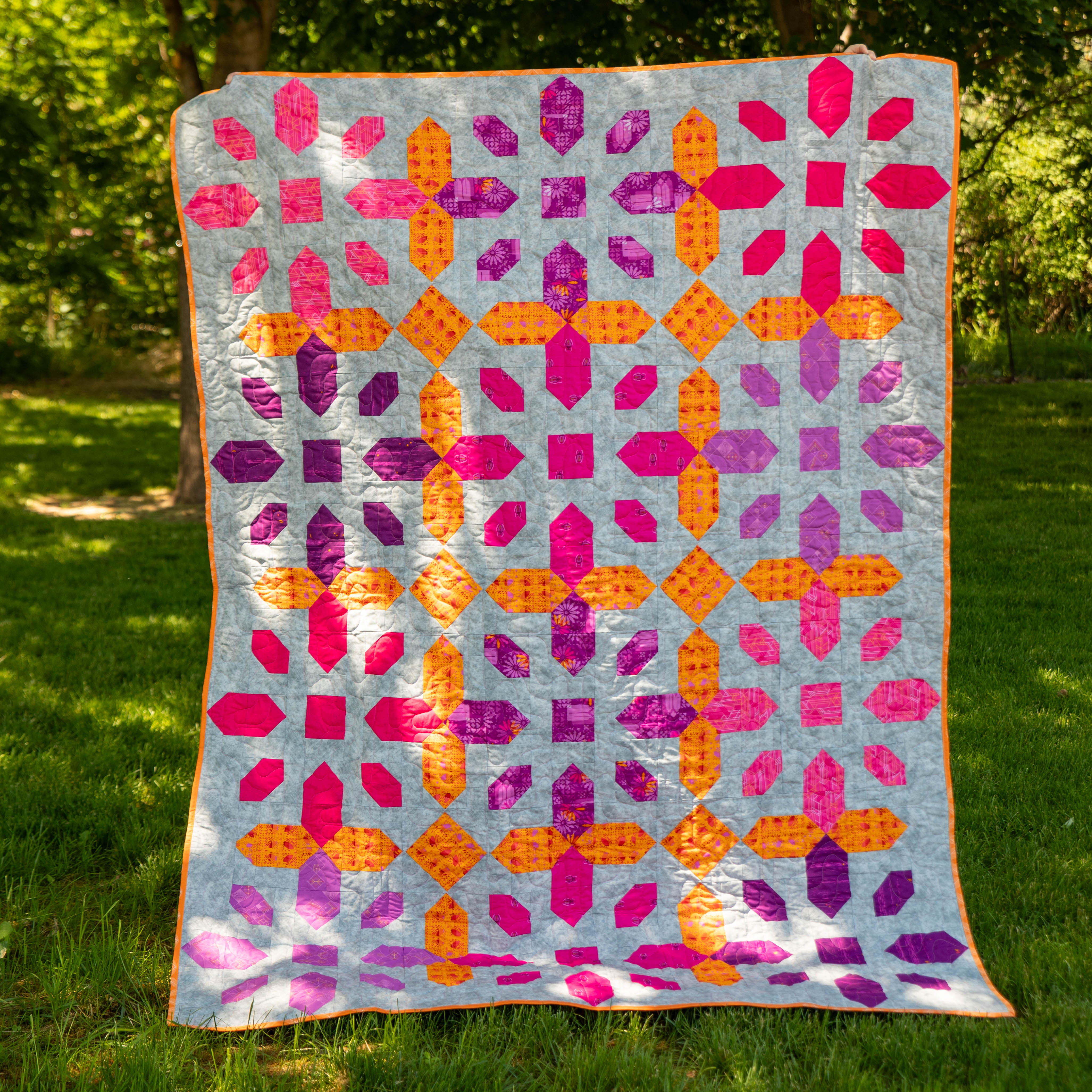 Moroccan Tiles Quilt Kit - Pink and Orange